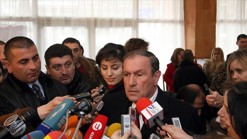 Petrosyan'dan iktidar ve muhalefete uzlaşma çağrısı